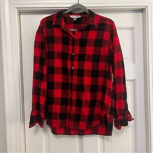 Old Navy Red and Black Checkered Women’s Shirt